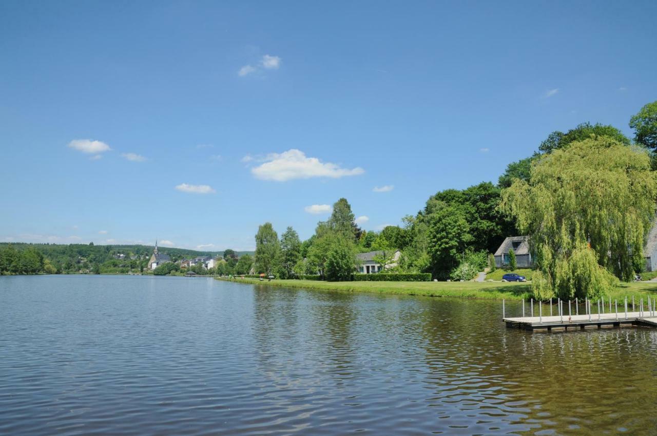 Les Doyards Hotel Vielsalm Buitenkant foto