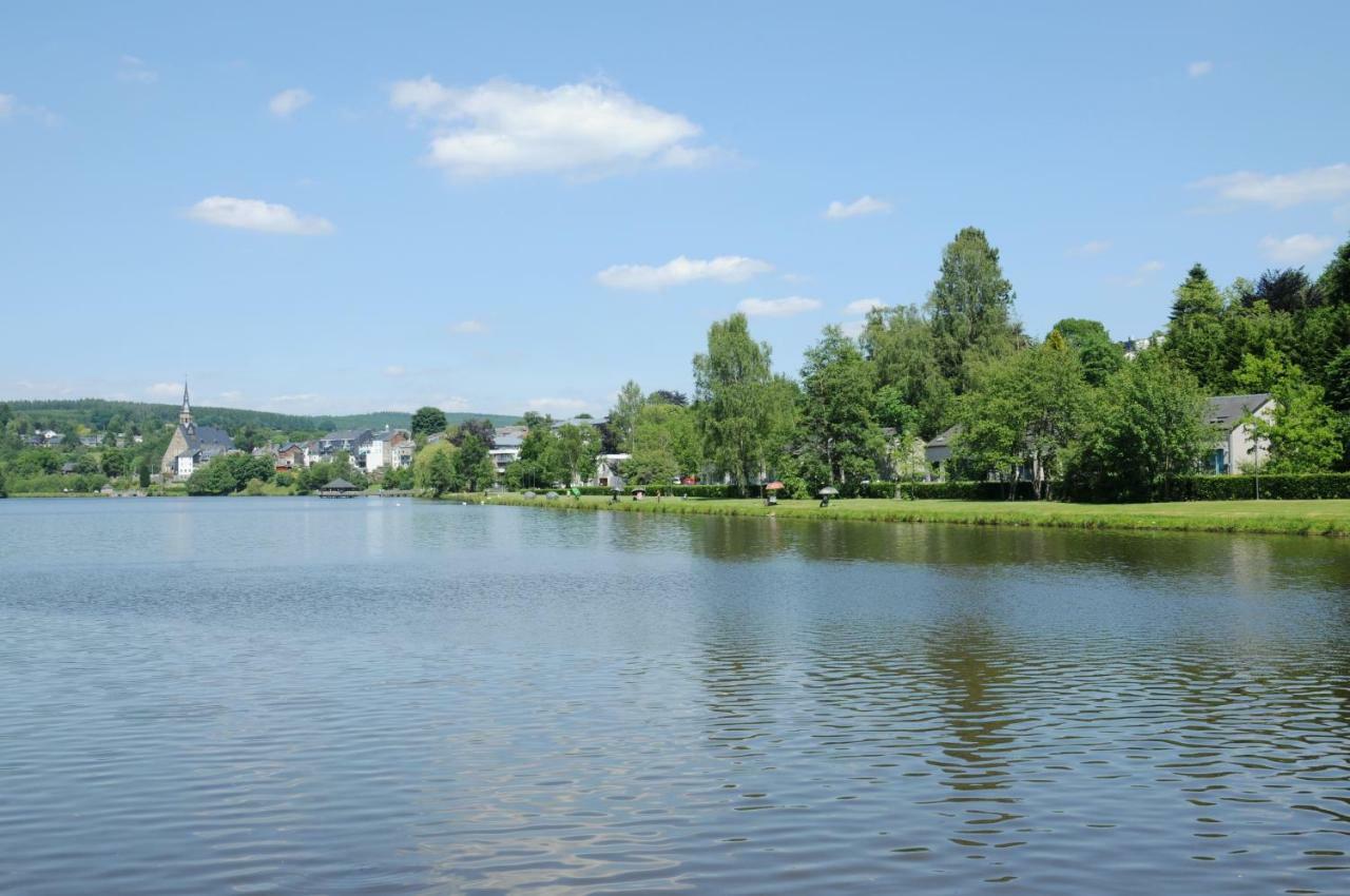 Les Doyards Hotel Vielsalm Buitenkant foto